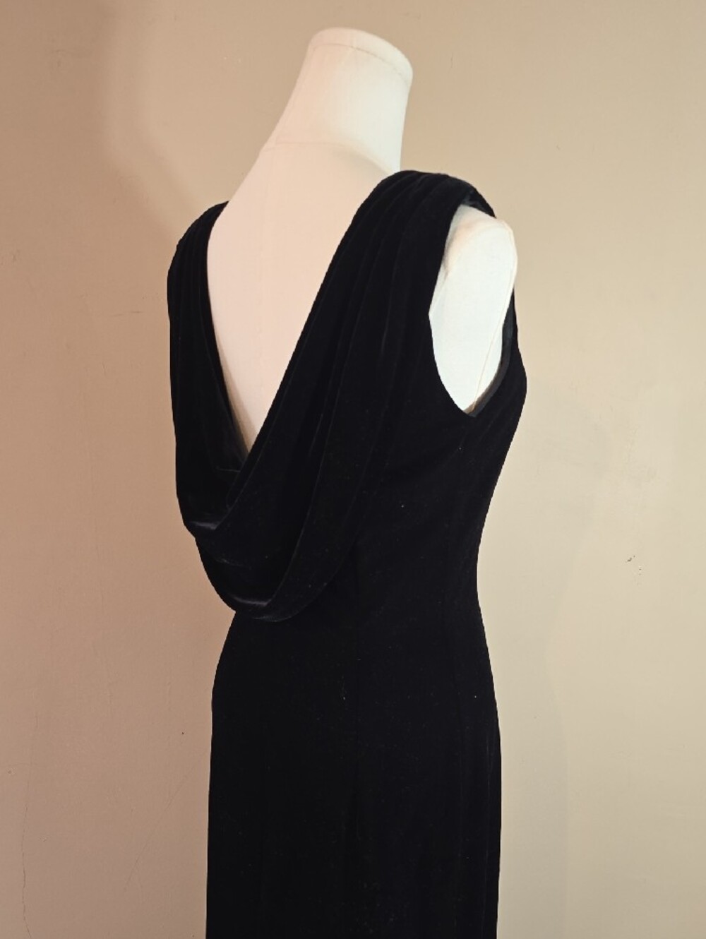 Betsy & Adam Black Velvet Cowl-Back Evening Gown - Picture 6 of 17